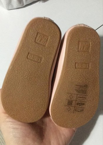 Klasik Pembe Fiyonk Detaylı Kız Babet - Görsel 3