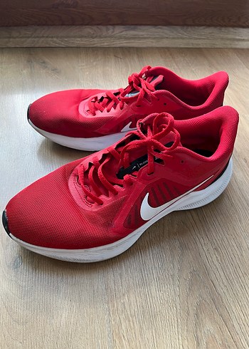 Kırmızı Bağcıklı Erkek Spor Ayakkabı - Görsel 3