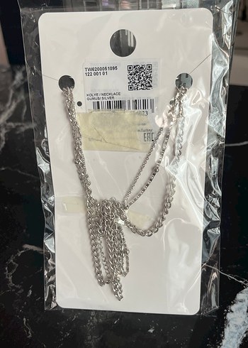 Üçlü Madalyon Zincir Kolye Seti - Görsel 3