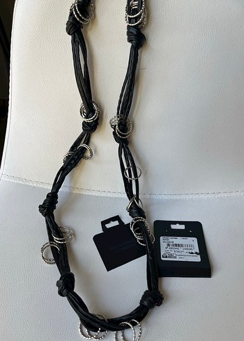Uzun Siyah Deri Zincir Kolye - Görsel 4