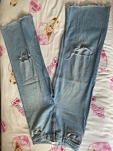 Koton Koton yırtık paçası püsküllü kot pantolon