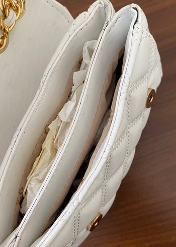 Beyaz Zincir Detaylı Deri Kadın Çanta - Görsel 5