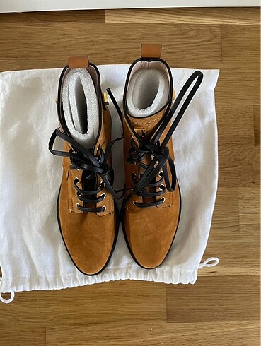 Stuart Weitzman Stuart Weitzman suet bot