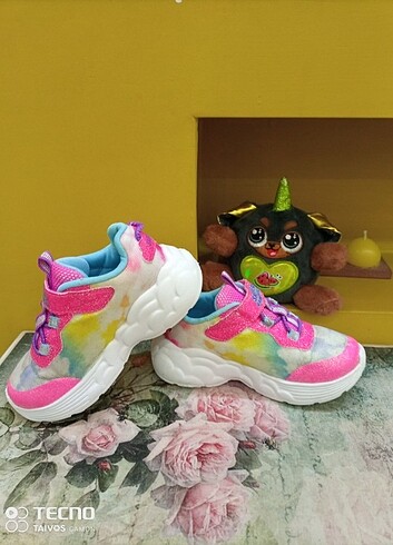 23 Beden Orijinal skechers ışıklı