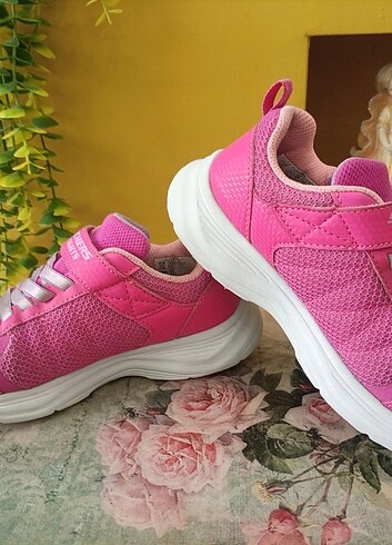 33 Beden Orijinal skechers ışıklı 