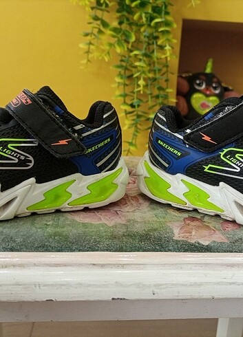 23 Beden Orijinal skechers