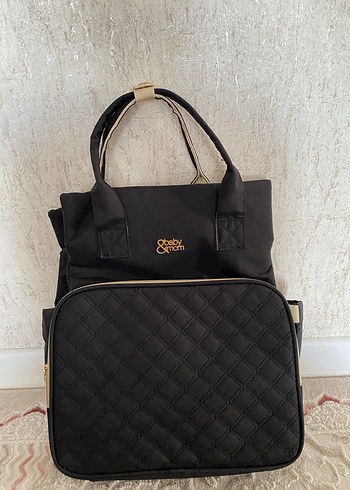  Beden Baby mom Nakışlı Siyah Bebek Çantası