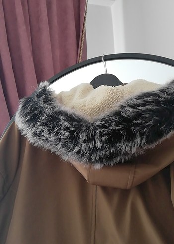 Kürk Detaylı Uzun Kahverengi Kadın Kaban - Görsel 7