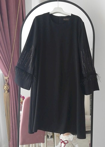 Taş ve tüy Detaylı Siyah Uzun Kollu Tunik - Görsel 2