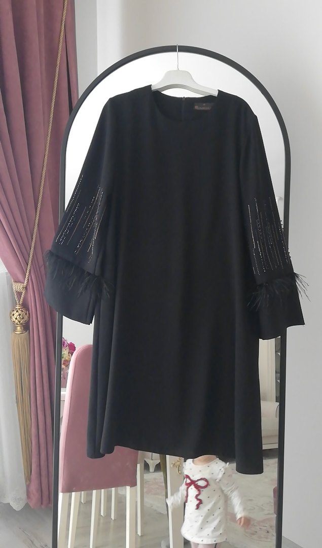 Taş ve tüy Detaylı Siyah Uzun Kollu Tunik - Görsel 2