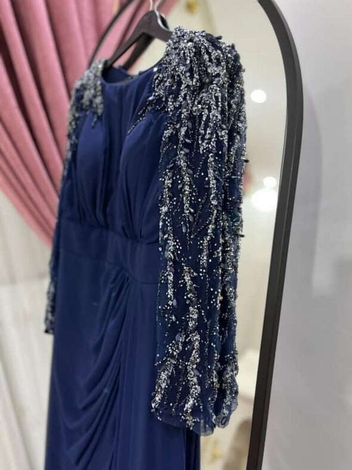 Uzun Kollu İşlemeli Kenzel Lacivert Tesettür Abiye - Görsel 2