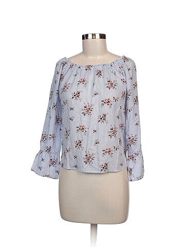 H&M Bluz %70 İndirimli.