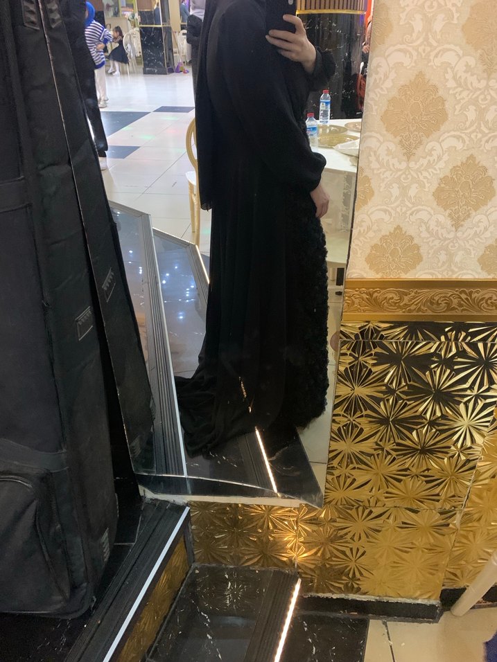 Gül Garnili Tesettür Elbise - Görsel 5