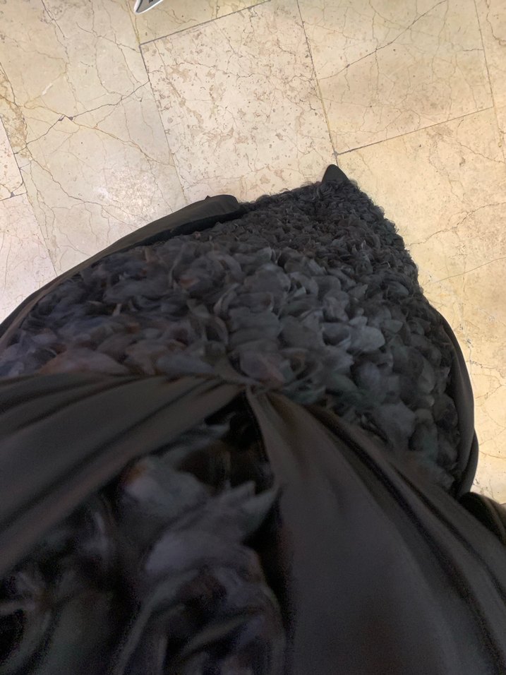 Gül Garnili Tesettür Elbise - Görsel 3