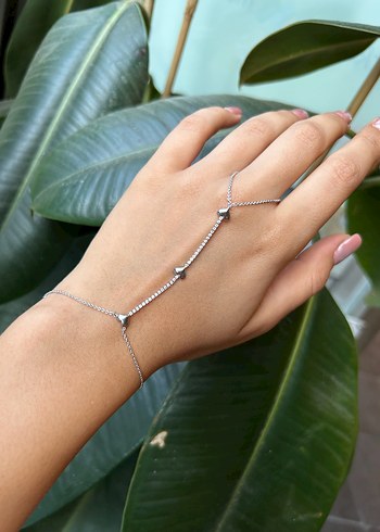 Minimalist Boncuklu Kadın El Zinciri - Görsel 2