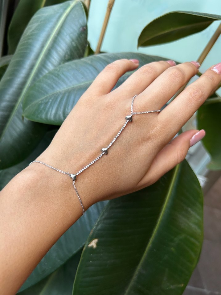 Minimalist Boncuklu Kadın El Zinciri - Görsel 2