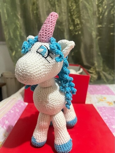 amigurumi unicorn oyuncak