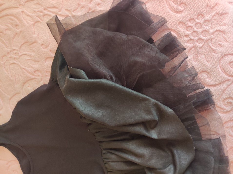 Kolsuz Siyah Kız Elbisesi - Görsel 4