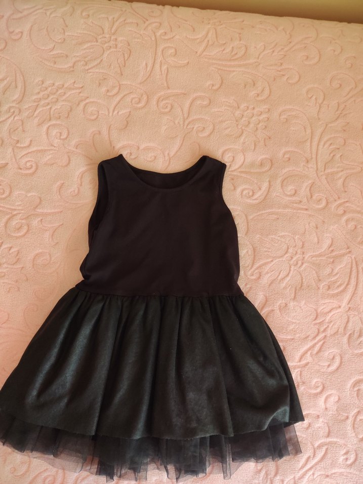 Kolsuz Siyah Kız Elbisesi - Görsel 2
