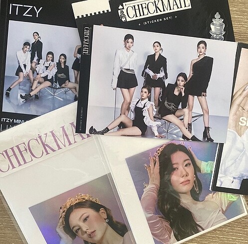 İtzy-Checkmate album limited vers