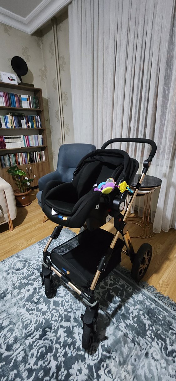 Siyah Bebek Arabası - Görsel 5
