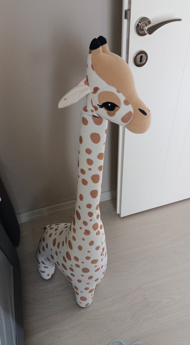 Bej ve Gri Zürafa Peluş Oyuncak - Görsel 3