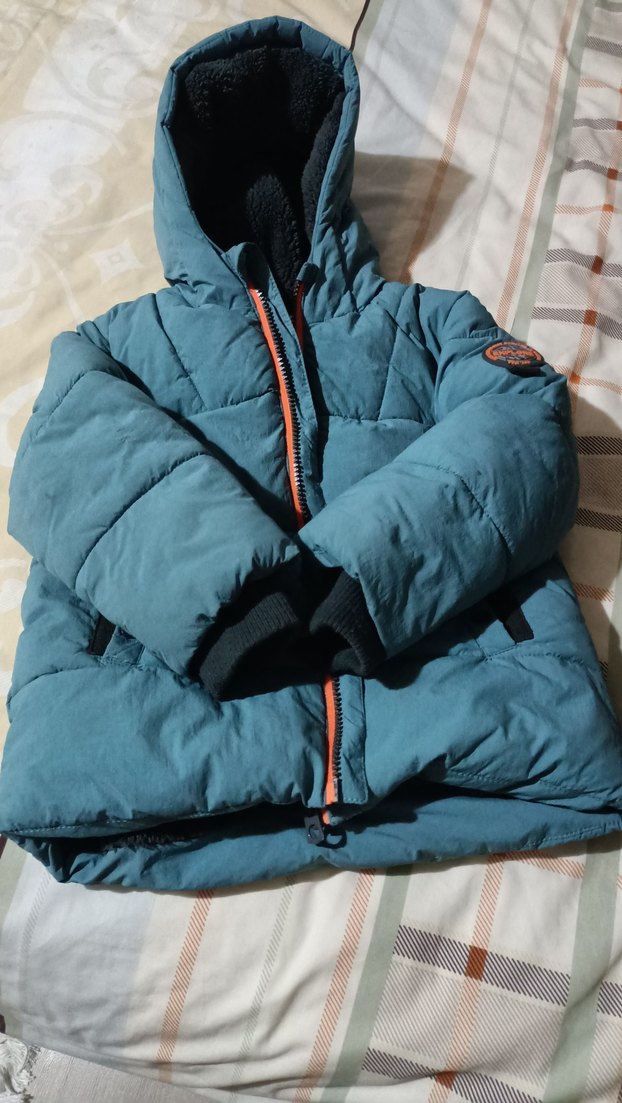 Erkek Çocuk Mavi Kapüşonlu Mont - Görsel 3