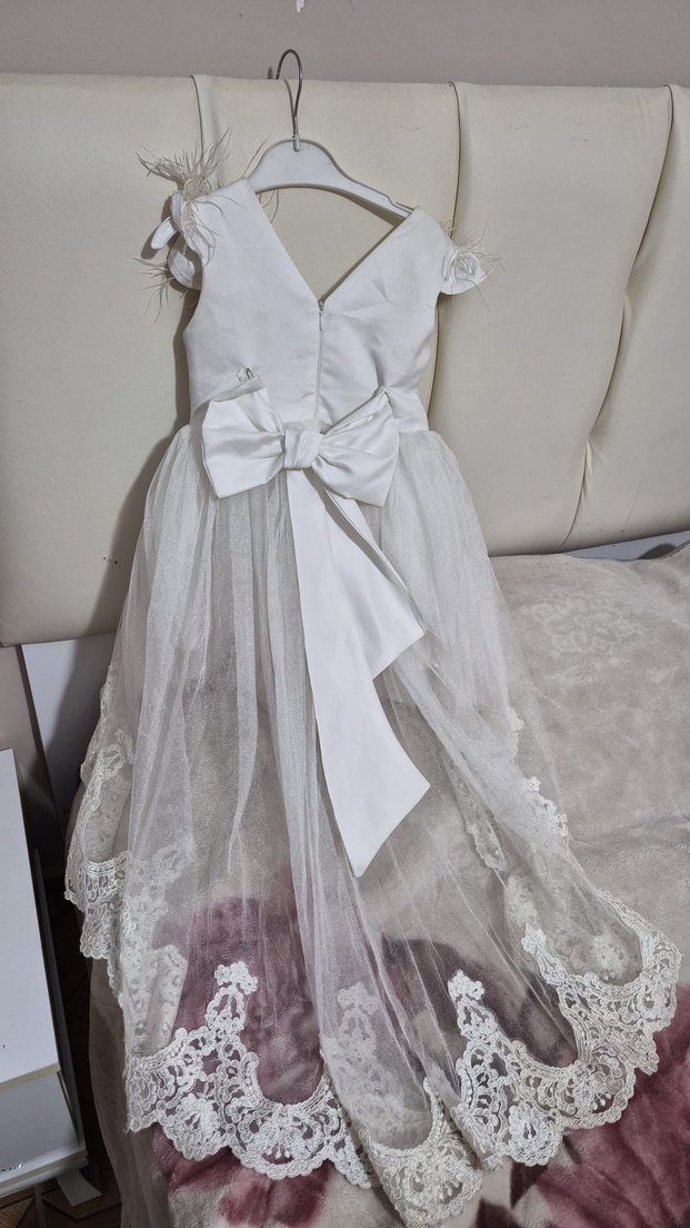 Beyaz Dantel Detaylı Kız Çocuk Elbise - Görsel 2