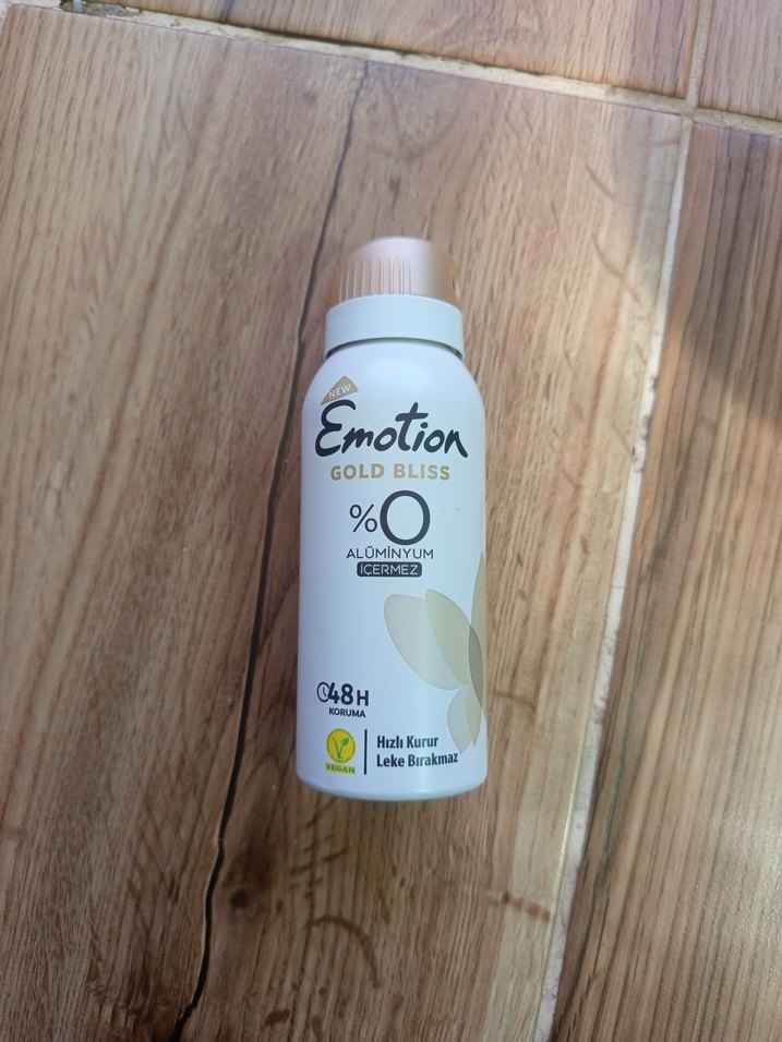 Emotion Gold Bliss Kadın Deodorant 90 ml - Görsel 2
