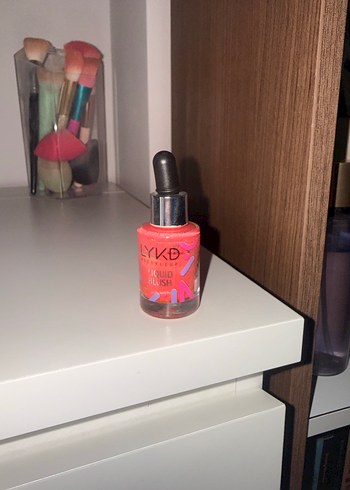 Pembe Parlak Sıvı Allık YVD
