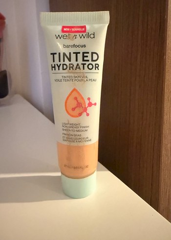 Wet n Wild Barefocus Hafif Tonlu Nemlendirici
