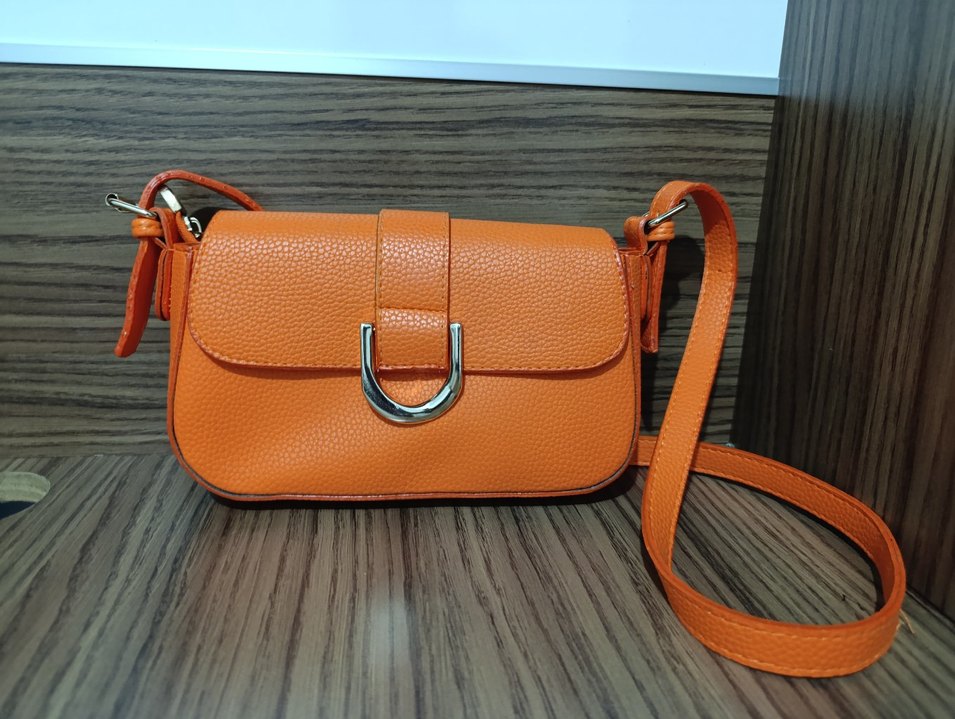 Turuncu Kadın Çanta Tokalı - Görsel 2