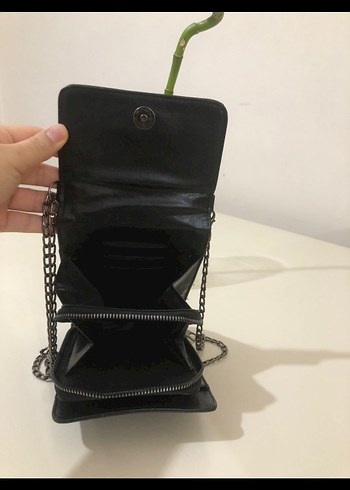 Zincir Detaylı Siyah  Deri Çapraz Çanta - Görsel 2