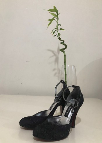 Dantel Detaylı Siyah Stiletto Topuklu Ayakkabı - Görsel 2