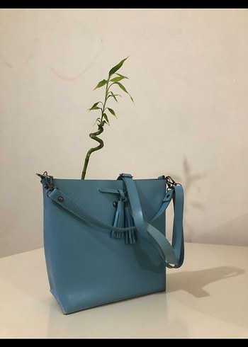 Mavi Deri Püsküllü Minimalist Kadın Çanta - Görsel 2