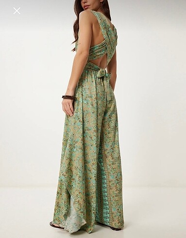 Çapraz sırt detay bol paça tulum - Görsel 2