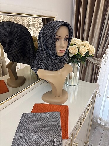 Armine BELLİ TWİL İPEK