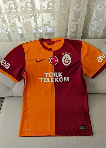 ORİJİNAL GALATASARAY FORMASI (2013/2014 SEZONU)