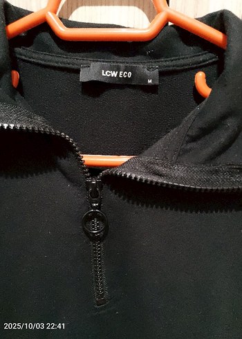 LCW ECO Siyah Fermuarlı Sweatshirt