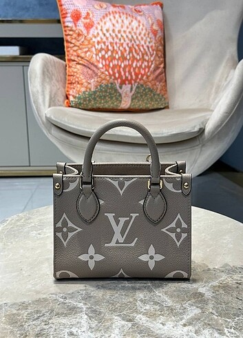 Louis vuitton On the go BB (Premium)