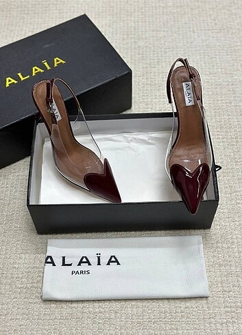 ALAIA LE C?UR SLINGBACKS IN PATENT LAMBSKIN 