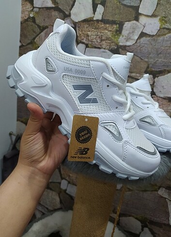 New balance yeni sezon spor ayakkabı