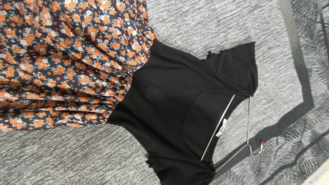 V Yakalı Fırfırlı Mini Elbise - Görsel 2