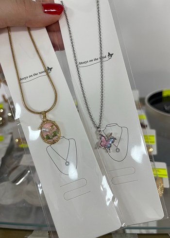  Beden altın Renk Zincir Detaylı Midi Boy Bohem Kadın Kolye hepsi tek fiyat 120 TL