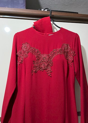 Kırmızı  Uzun Kollu Nakışlı Kadın Elbisesi - Görsel 2