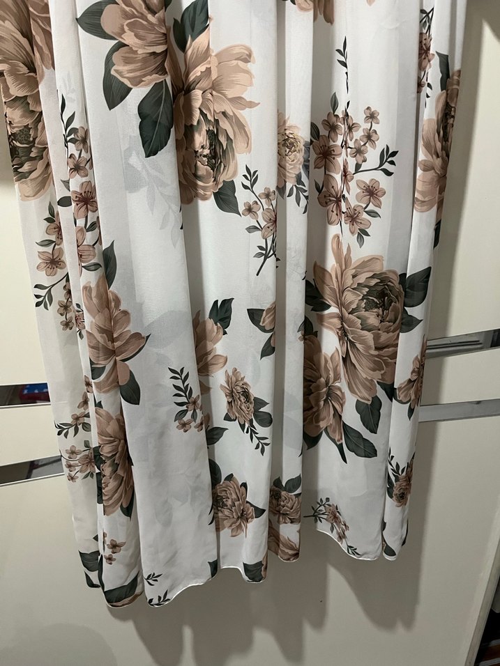 Beyaz Çiçek Desenli Uzun Bohem Kadın Elbise - Görsel 4