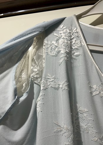 İşlemeli Beyaz Bohem Uzun Kadın Sabahlık - Görsel 4