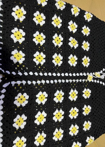 Nakışlı Siyah Örgü Bohem Yelek - Görsel 2