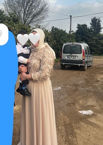 Krem renkte bohem tarzı  Abiye Elbise - Görsel 4