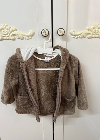 Kahverengi Kapüşonlu kız Çocuk Peluş Mont - Görsel 2